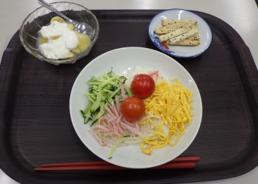 1日目のお昼ご飯です。